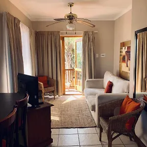 Guest house Summerstrand Beach Lodge, Port Elizabeth