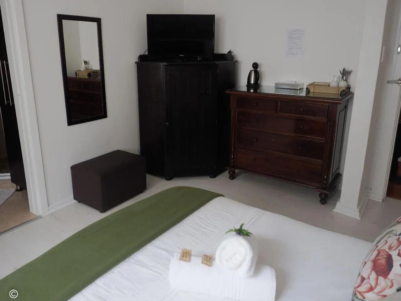 The Palace Guest House Порт-Элизабет
